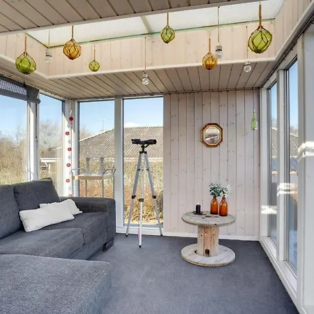 3 Bedroom Cozy In *
