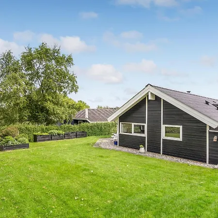 3 Bedroom Cozy In * Hadsund