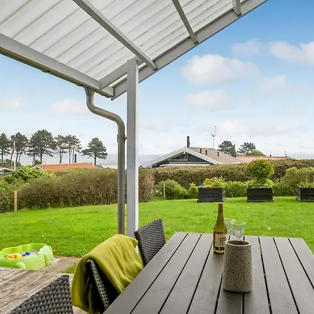 Holiday home 3 Bedroom Cozy In